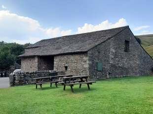 barn-exterior-600.jpg